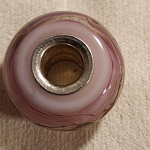 Chamilia light pink swirl charm - Picture 3 of 4